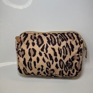 Lauren Ralph Lauren LRL Leopard Print Cosmetic Makeup Bag Pouch Travel Toiletry